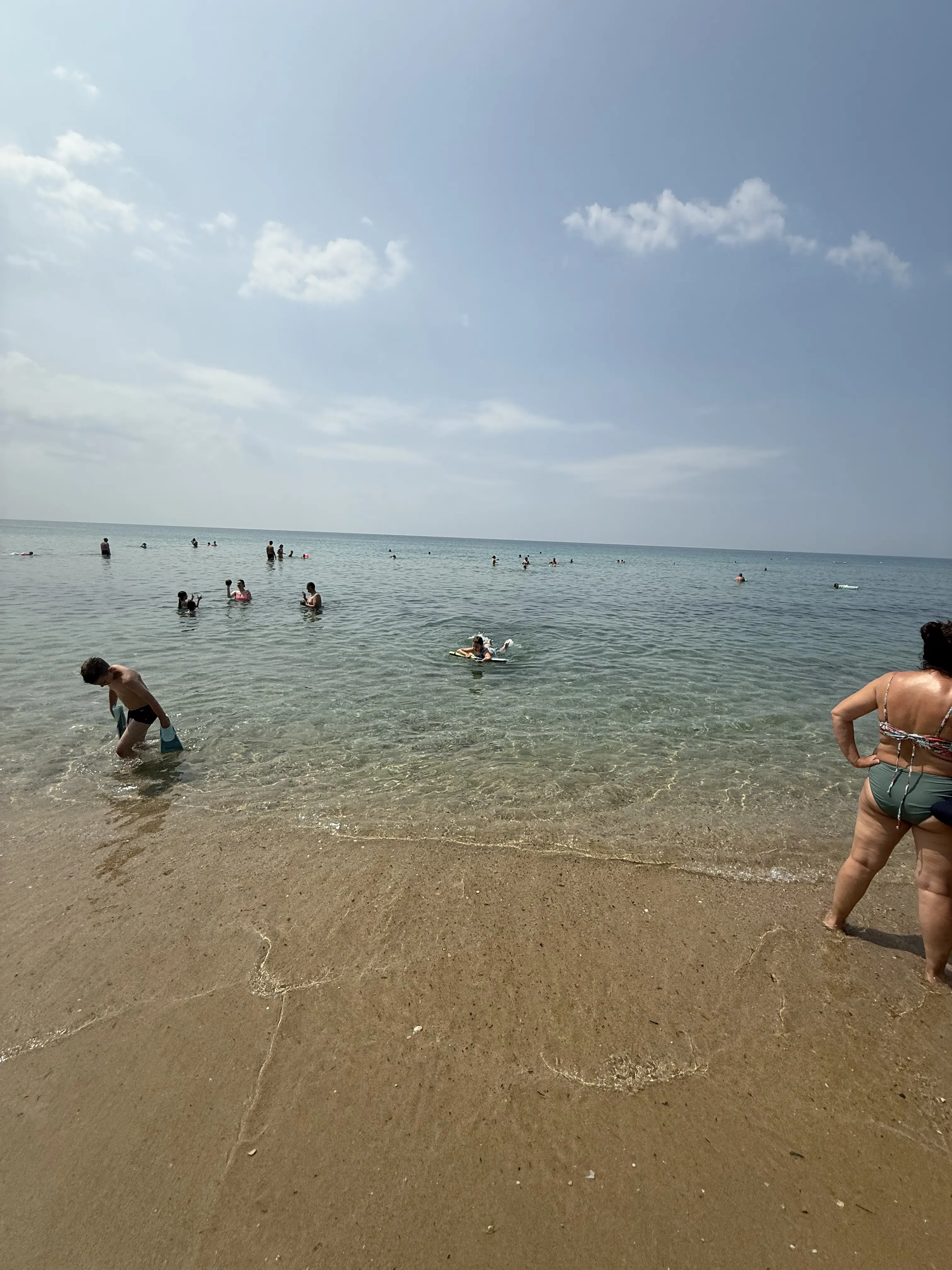 Stranden med badande